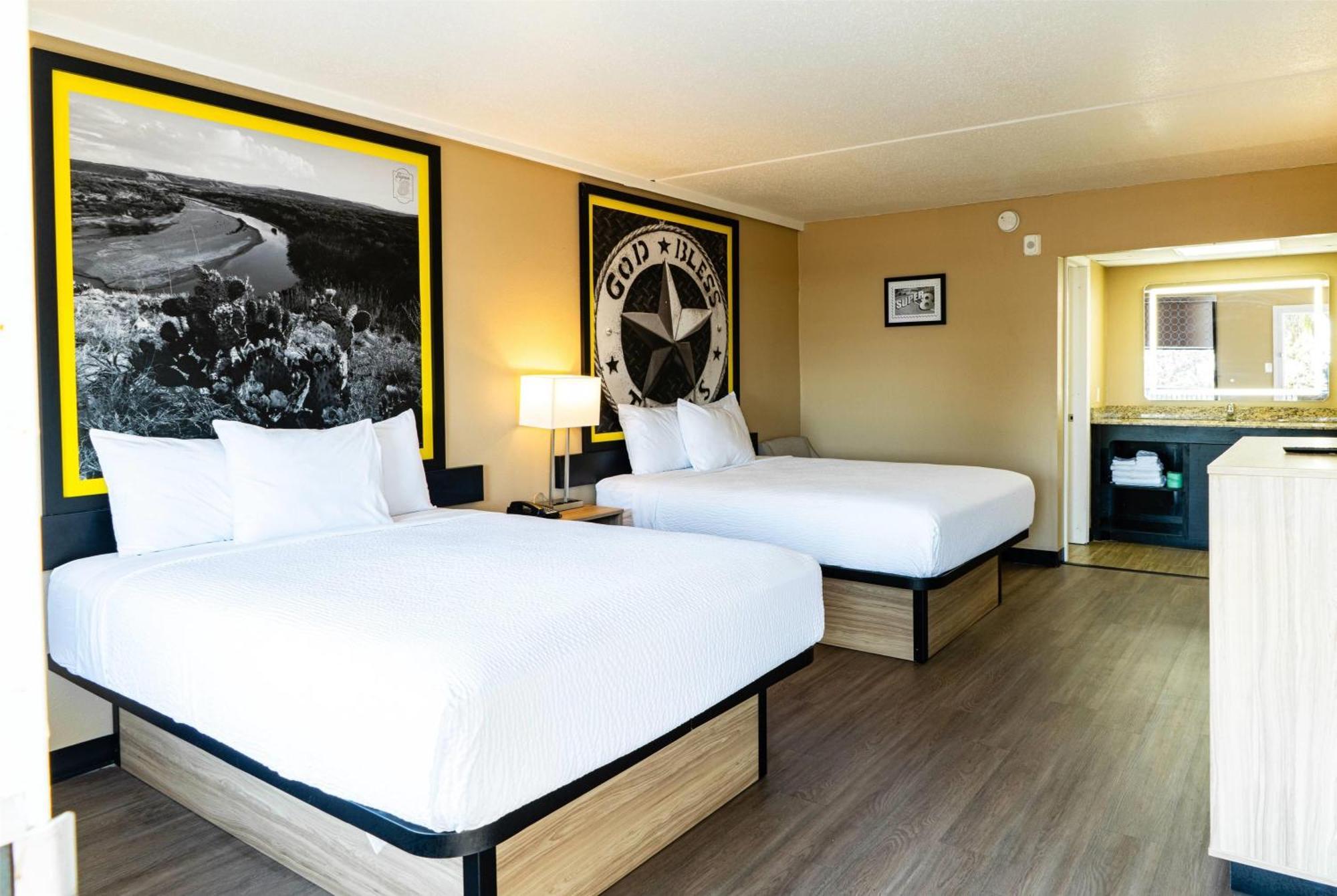 Super 8 By Wyndham Corpus Christi Airport Ξενοδοχείο Εξωτερικό φωτογραφία